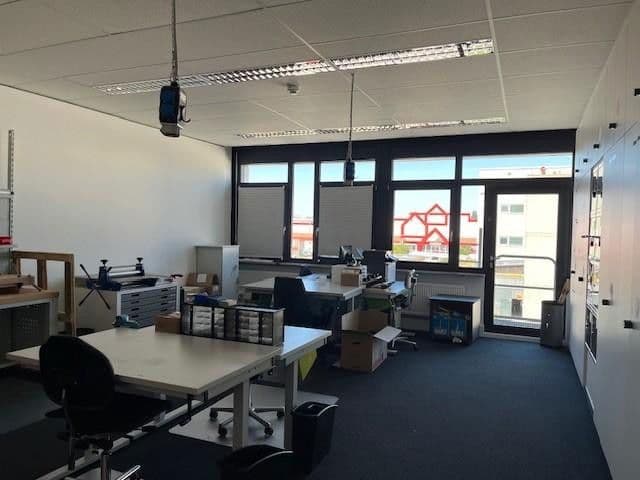 Pronájem kanceláře 270 m², Breitwiesenstraße 13, Stuttgart, Bádensko-Württembersko Pronájem kanceláře 270 m², Breitwiesenstraße 13, Stuttgart, Bádensko-Württembersko