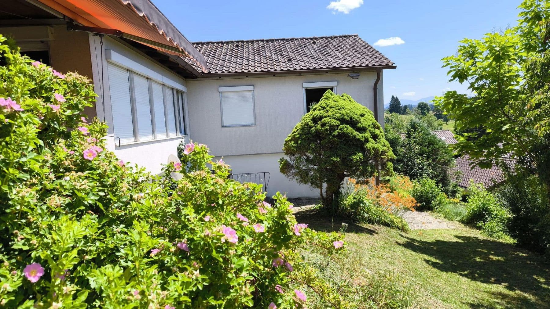 Prodej domu 170 m², pozemek 925 m², Wangen im Allgäu, Bádensko-Württembersko Prodej domu 170 m², pozemek 925 m², Wangen im Allgäu, Bádensko-Württembersko