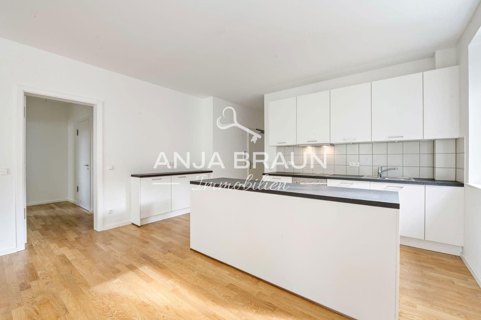 Pronájem bytu 2+1 77 m², Hamburg, Hamburg Pronájem bytu 2+1 77 m², Hamburg, Hamburg
