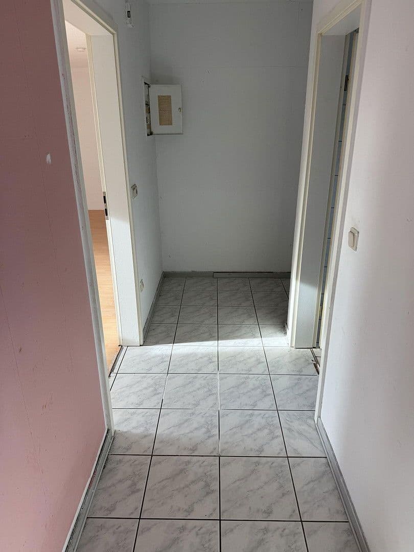 Pronájem bytu 4+1 69 m², Hötensleben, Sasko-Anhaltsko Pronájem bytu 4+1 69 m², Hötensleben, Sasko-Anhaltsko