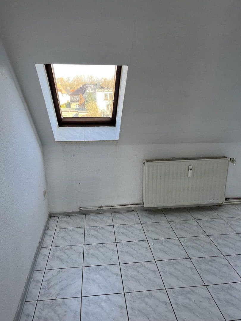 Pronájem bytu 4+1 69 m², Hötensleben, Sasko-Anhaltsko Pronájem bytu 4+1 69 m², Hötensleben, Sasko-Anhaltsko