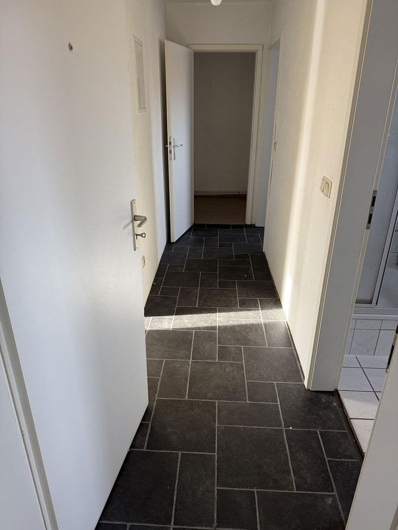Pronájem bytu 4+1 69 m², Hötensleben, Sasko-Anhaltsko Pronájem bytu 4+1 69 m², Hötensleben, Sasko-Anhaltsko