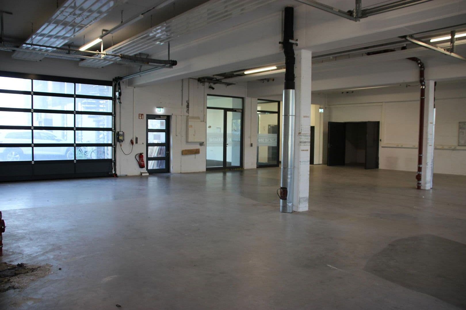 Pronájem kanceláře 1.000 m², Franz-Grashof-Straße 5, Mannheim, Bádensko-Württembersko Pronájem kanceláře 1.000 m², Franz-Grashof-Straße 5, Mannheim, Bádensko-Württembersko