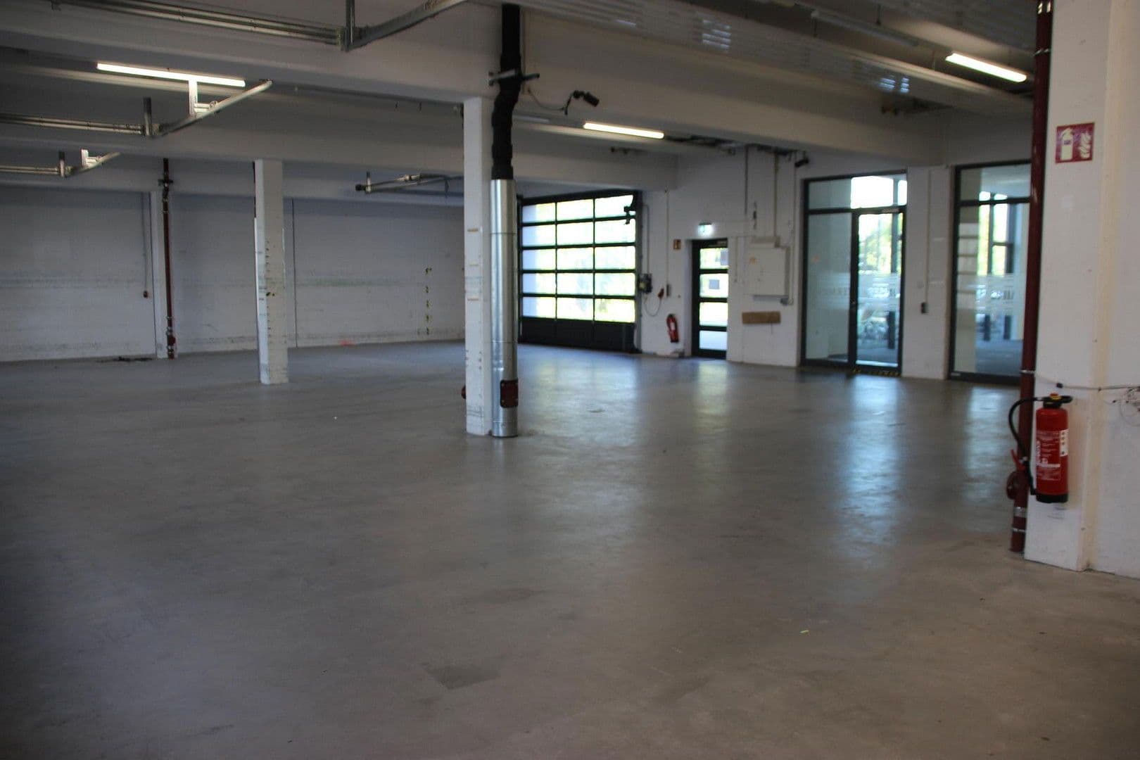 Pronájem kanceláře 1.000 m², Franz-Grashof-Straße 5, Mannheim, Bádensko-Württembersko Pronájem kanceláře 1.000 m², Franz-Grashof-Straße 5, Mannheim, Bádensko-Württembersko