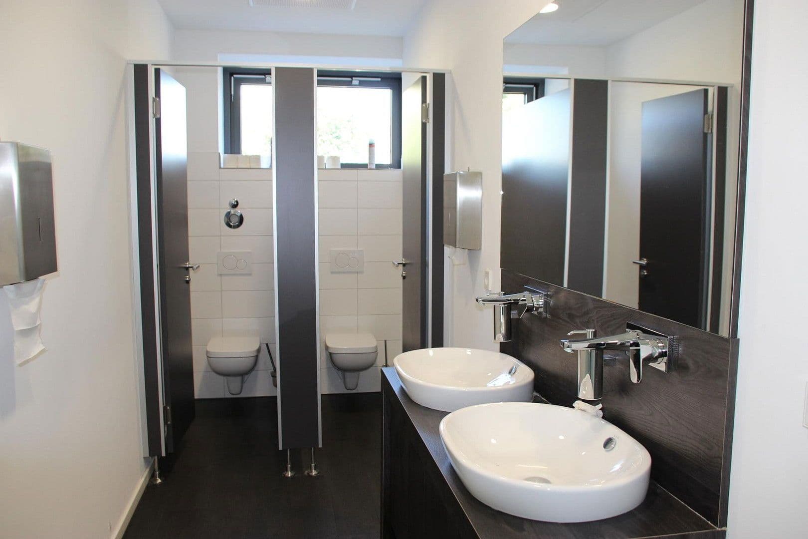 Pronájem kanceláře 1.000 m², Franz-Grashof-Straße 5, Mannheim, Bádensko-Württembersko Pronájem kanceláře 1.000 m², Franz-Grashof-Straße 5, Mannheim, Bádensko-Württembersko