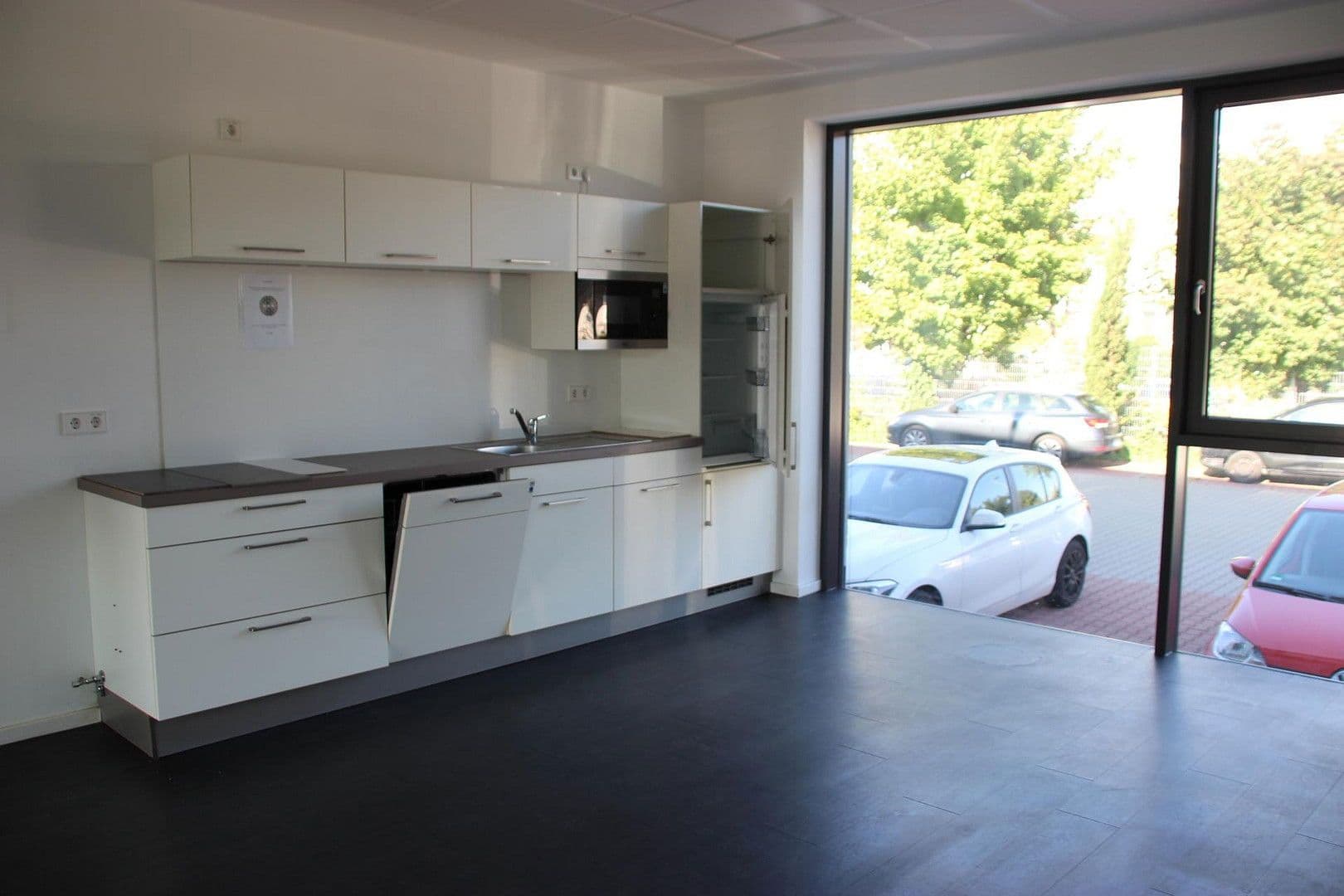 Pronájem kanceláře 1.000 m², Franz-Grashof-Straße 5, Mannheim, Bádensko-Württembersko Pronájem kanceláře 1.000 m², Franz-Grashof-Straße 5, Mannheim, Bádensko-Württembersko