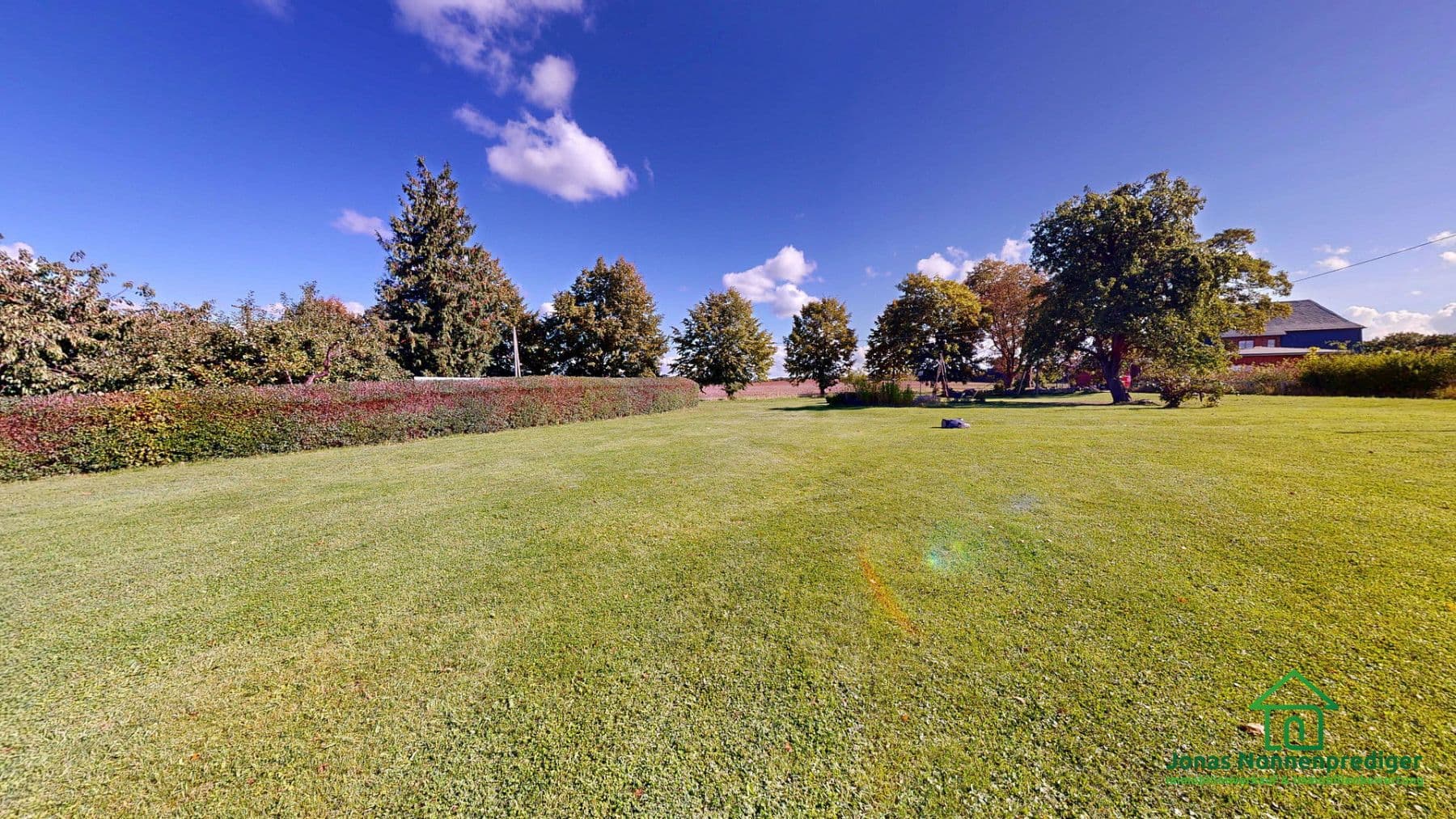 Prodej domu 185 m², pozemek 8.658 m², Bahnhofsweg 8, Alt Sührkow, Mecklenburg-Vorpommern Prodej domu 185 m², pozemek 8.658 m², Bahnhofsweg 8, Alt Sührkow, Mecklenburg-Vorpommern