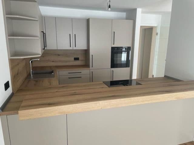 Pronájem bytu 3+1 92 m², Faslamsstieg 2, Winsen (Luhe), Dolní Sasko Pronájem bytu 3+1 92 m², Faslamsstieg 2, Winsen (Luhe), Dolní Sasko