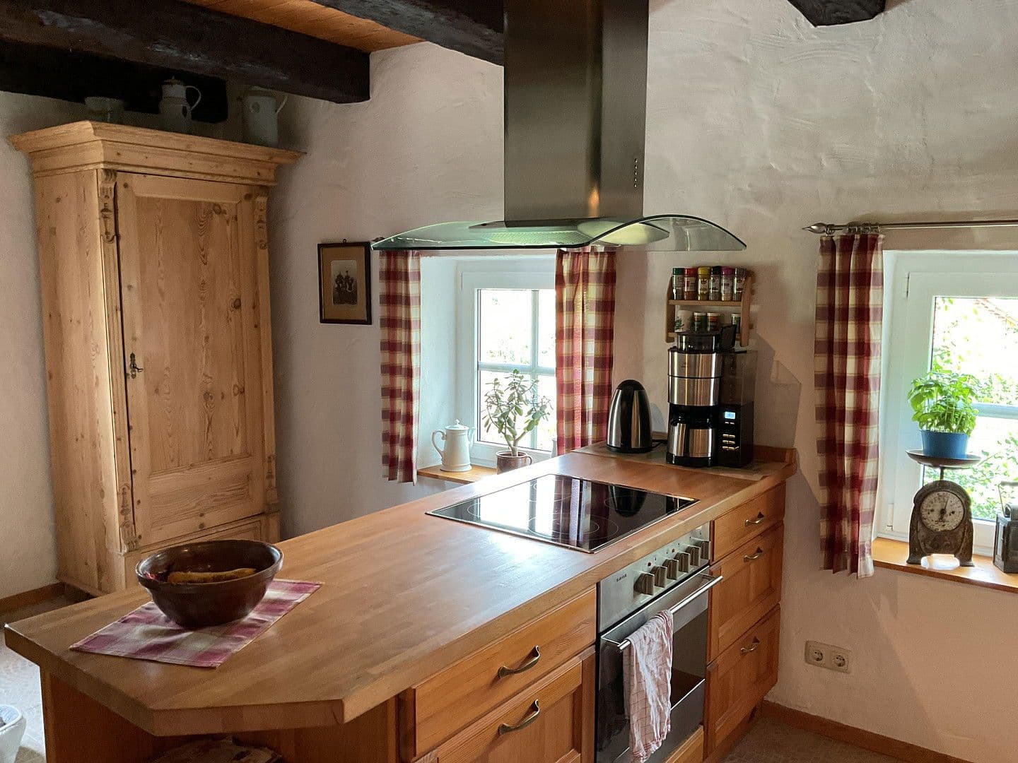 Prodej domu 180 m², pozemek 2.889 m², Nienstädt, Dolní Sasko Prodej domu 180 m², pozemek 2.889 m², Nienstädt, Dolní Sasko