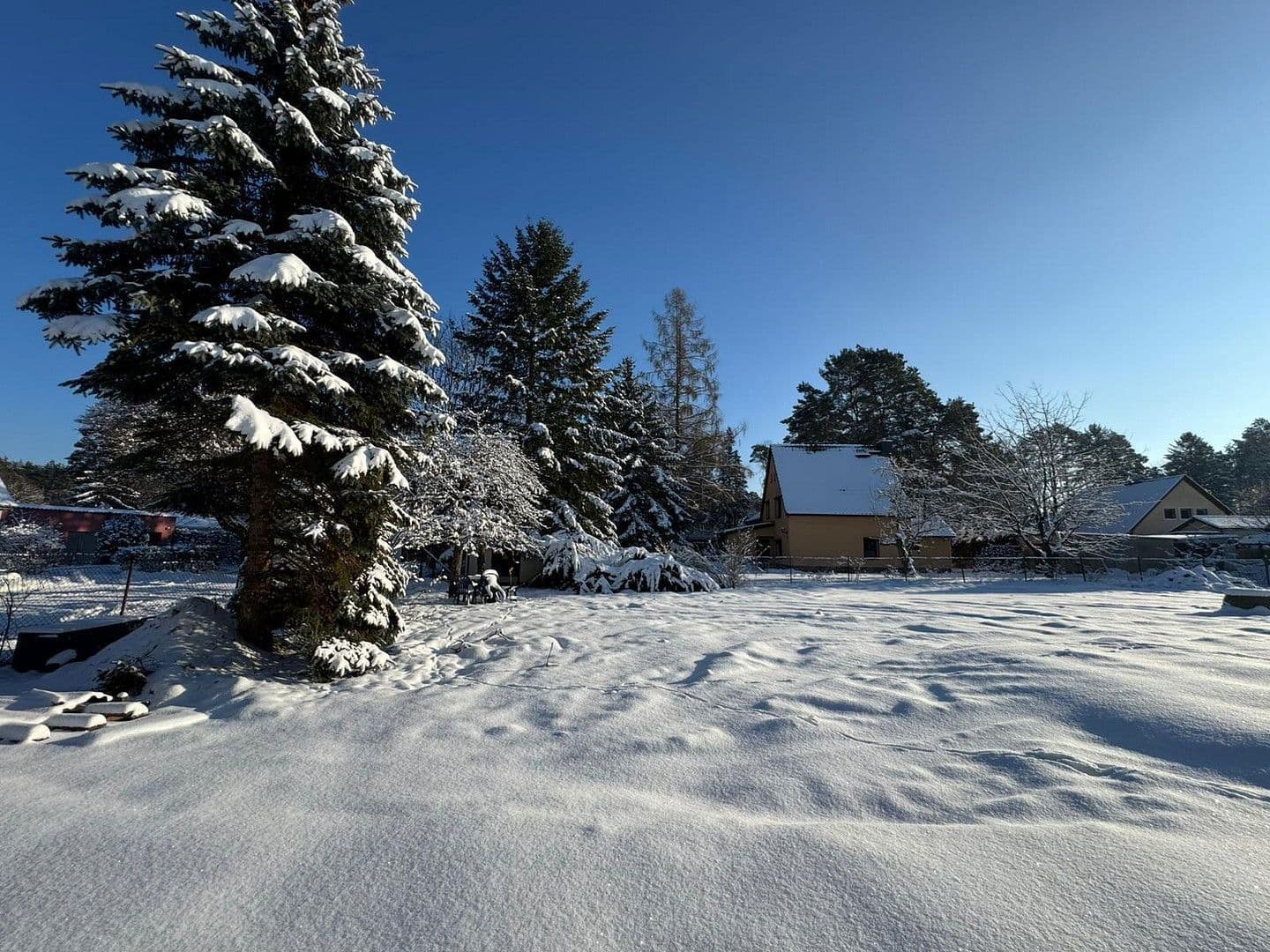 Prodej pozemku 653 m², Hohen Neuendorf, Braniborsko Prodej pozemku 653 m², Hohen Neuendorf, Braniborsko