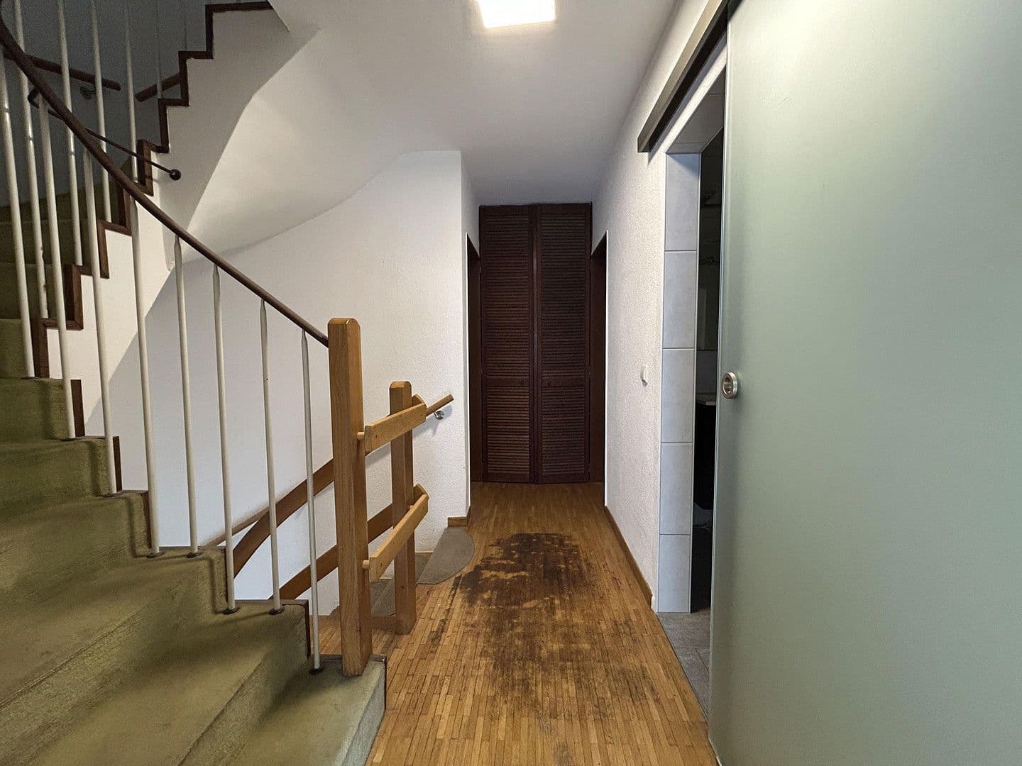 Prodej domu 127 m², pozemek 266 m², Köln, Severní Porýní-Vestfálsko Prodej domu 127 m², pozemek 266 m², Köln, Severní Porýní-Vestfálsko