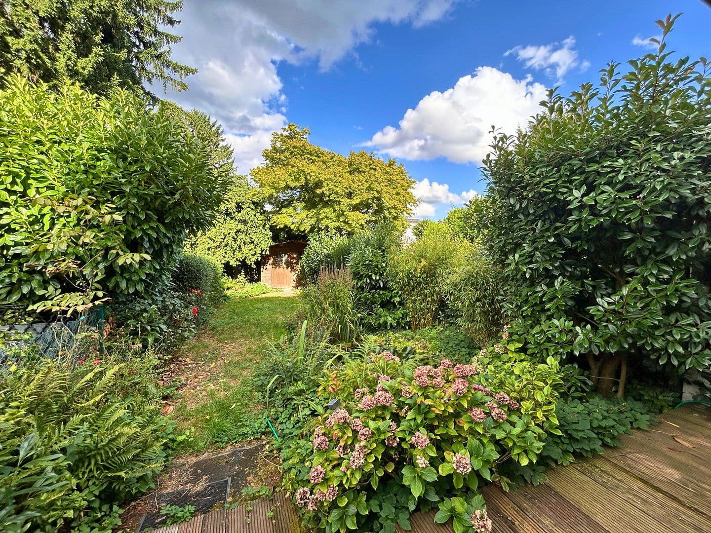 Prodej domu 127 m², pozemek 266 m², Köln, Severní Porýní-Vestfálsko Prodej domu 127 m², pozemek 266 m², Köln, Severní Porýní-Vestfálsko