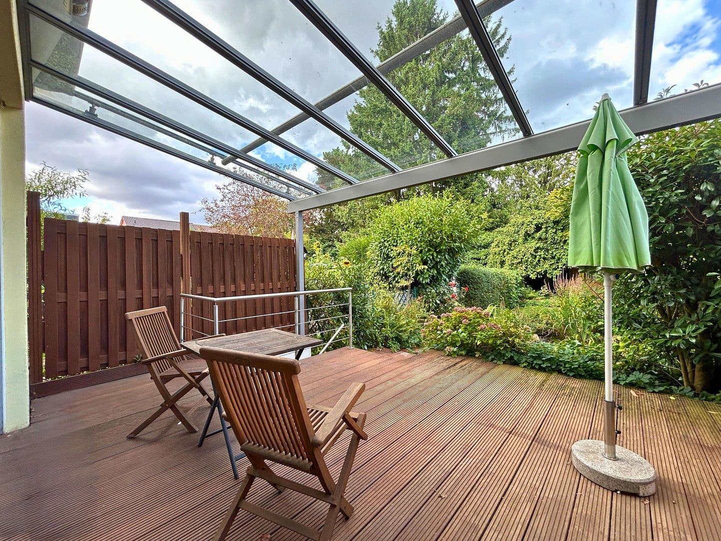 Prodej domu 127 m², pozemek 266 m², Köln, Severní Porýní-Vestfálsko Prodej domu 127 m², pozemek 266 m², Köln, Severní Porýní-Vestfálsko