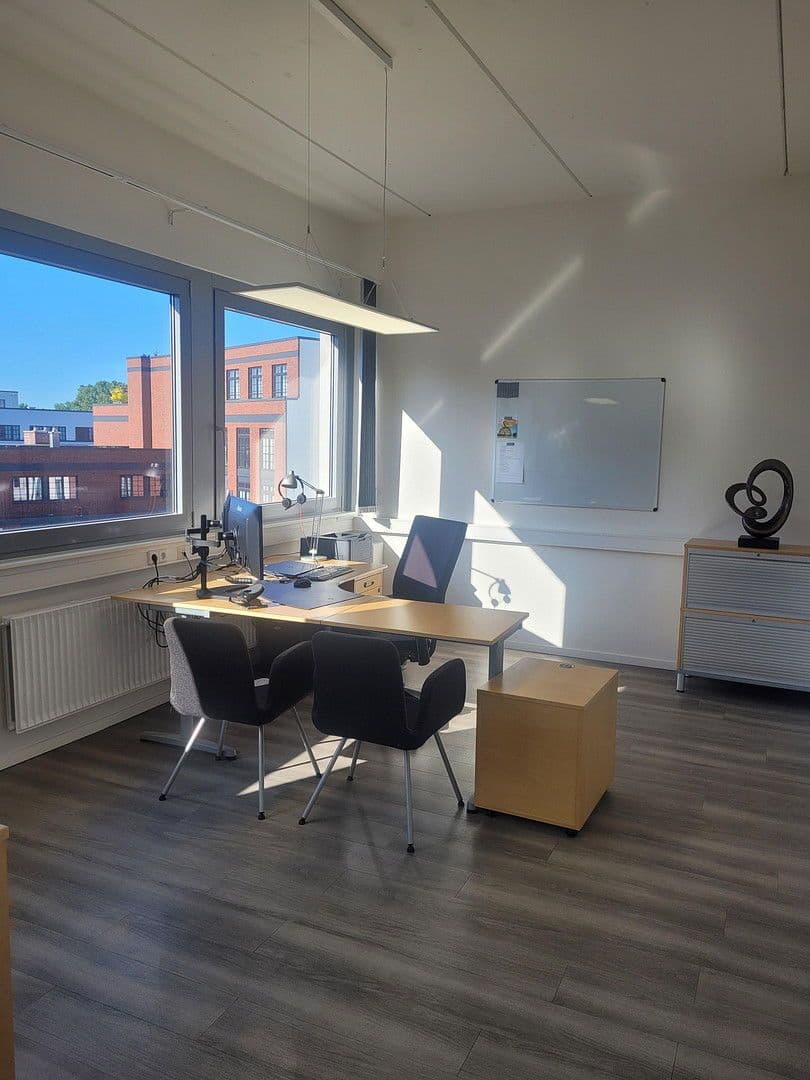 Pronájem kanceláře 200 m², Winterhuder Weg 31, Hamburg, Hamburg Pronájem kanceláře 200 m², Winterhuder Weg 31, Hamburg, Hamburg