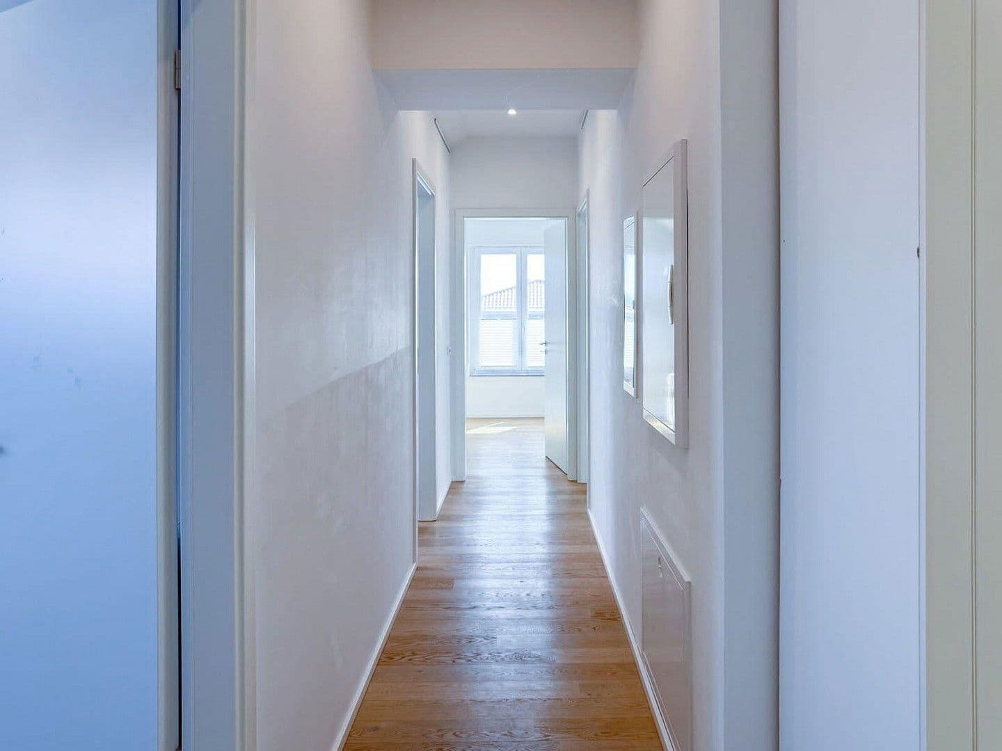 Prodej bytu 4+1 86 m², Höhenkirchen-Siegertsbrunn, Bavorsko Prodej bytu 4+1 86 m², Höhenkirchen-Siegertsbrunn, Bavorsko