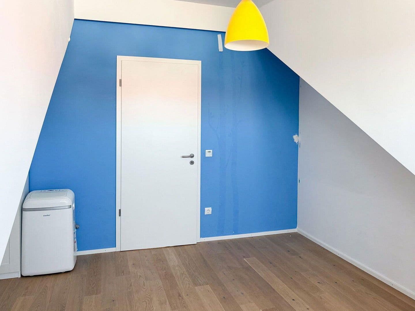 Prodej bytu 4+1 86 m², Höhenkirchen-Siegertsbrunn, Bavorsko Prodej bytu 4+1 86 m², Höhenkirchen-Siegertsbrunn, Bavorsko
