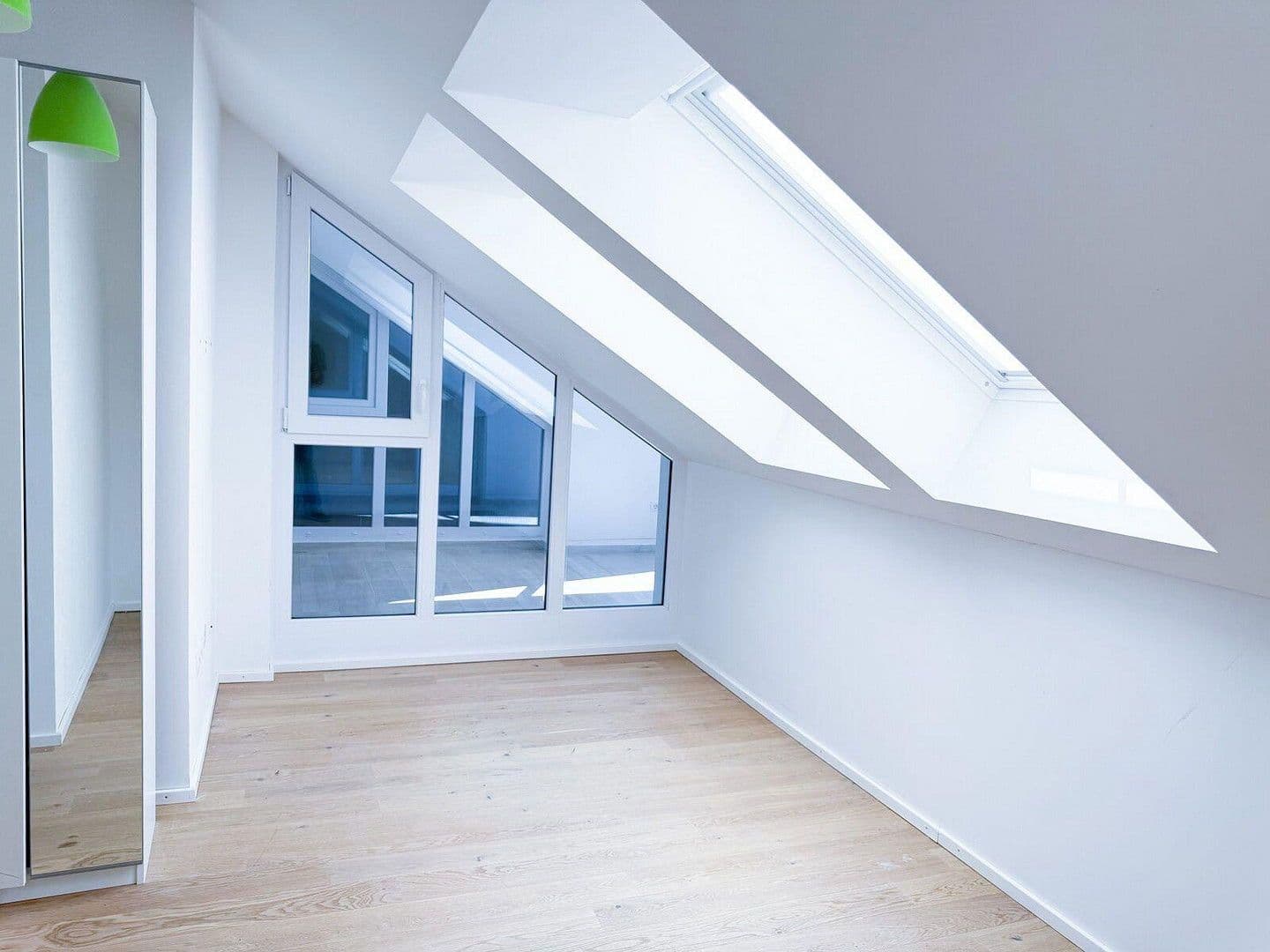 Prodej bytu 4+1 86 m², Höhenkirchen-Siegertsbrunn, Bavorsko Prodej bytu 4+1 86 m², Höhenkirchen-Siegertsbrunn, Bavorsko