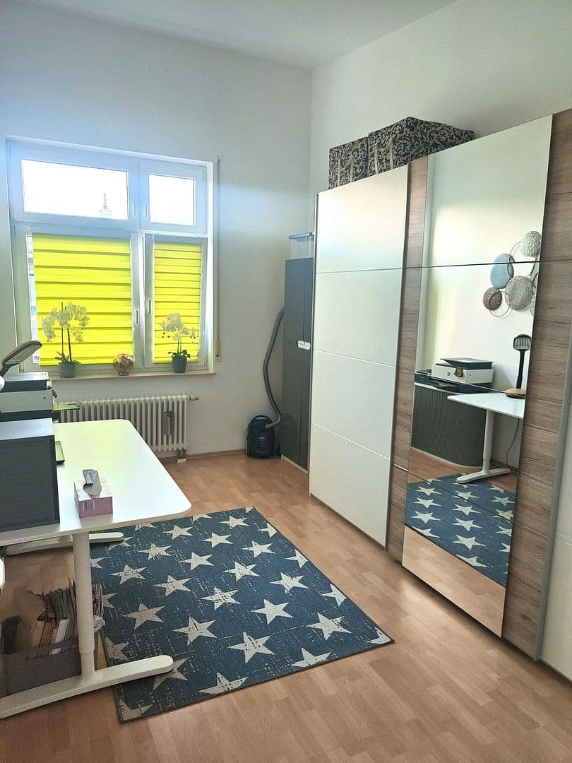 Prodej domu 136 m², pozemek 144 m², Sophie Tschorn Str. 71, Stuttgart, Bádensko-Württembersko Prodej domu 136 m², pozemek 144 m², Sophie Tschorn Str. 71, Stuttgart, Bádensko-Württembersko