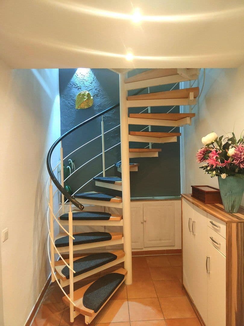 Prodej domu 136 m², pozemek 144 m², Sophie Tschorn Str. 71, Stuttgart, Bádensko-Württembersko Prodej domu 136 m², pozemek 144 m², Sophie Tschorn Str. 71, Stuttgart, Bádensko-Württembersko