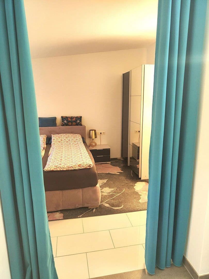 Prodej domu 136 m², pozemek 144 m², Sophie Tschorn Str. 71, Stuttgart, Bádensko-Württembersko Prodej domu 136 m², pozemek 144 m², Sophie Tschorn Str. 71, Stuttgart, Bádensko-Württembersko