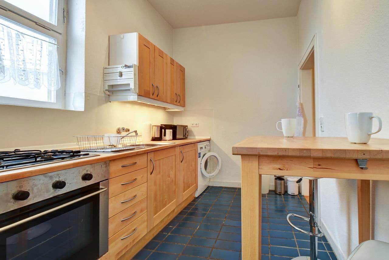 Pronájem bytu 2+1 52 m², Stuttgart, Bádensko-Württembersko Pronájem bytu 2+1 52 m², Stuttgart, Bádensko-Württembersko