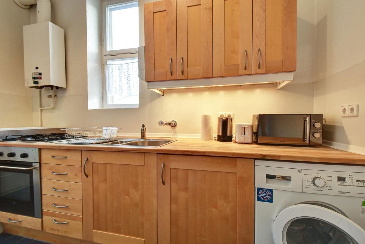 Pronájem bytu 2+1 52 m², Stuttgart, Bádensko-Württembersko Pronájem bytu 2+1 52 m², Stuttgart, Bádensko-Württembersko