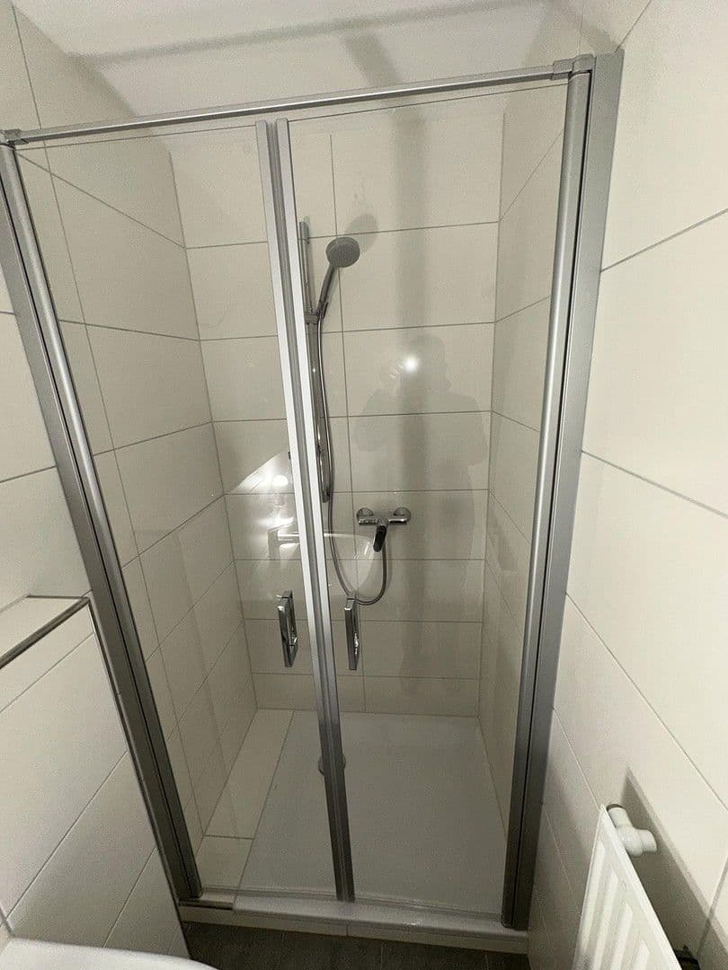 Pronájem bytu 1+1 45 m², Fliederweg 24, Zellingen, Bavorsko Pronájem bytu 1+1 45 m², Fliederweg 24, Zellingen, Bavorsko