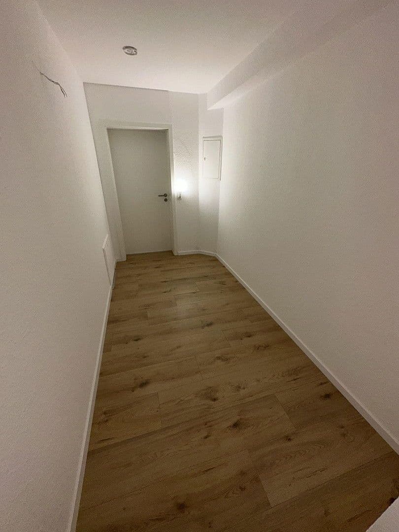Pronájem bytu 1+1 45 m², Fliederweg 24, Zellingen, Bavorsko Pronájem bytu 1+1 45 m², Fliederweg 24, Zellingen, Bavorsko