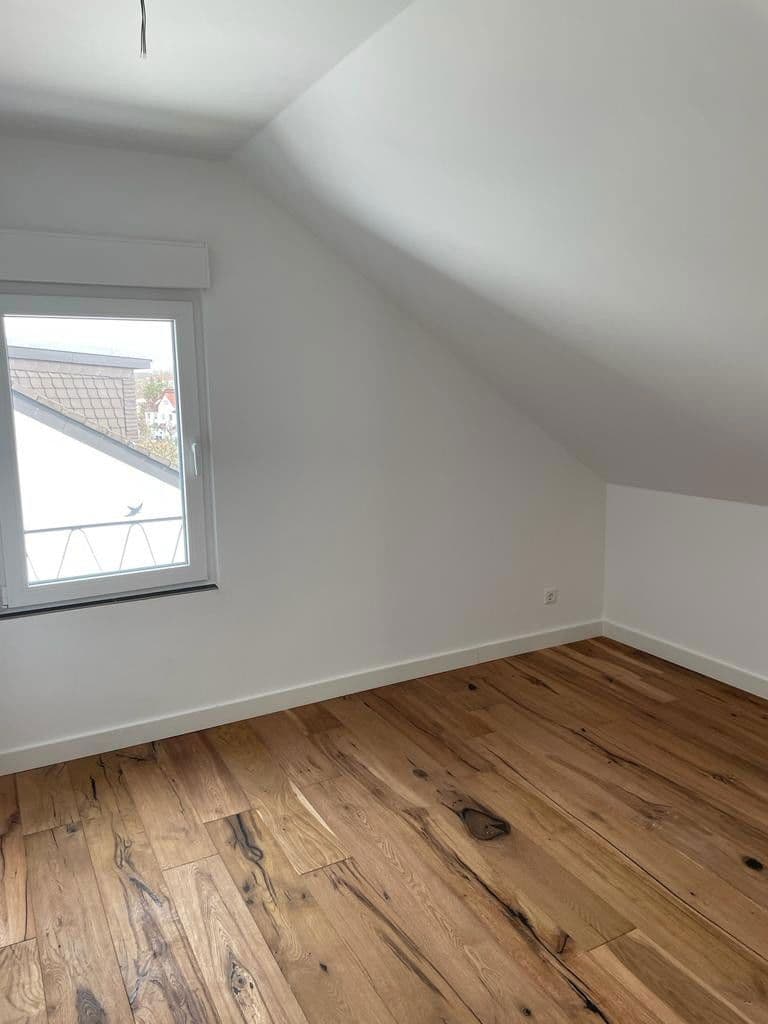 Pronájem bytu 4+1 132 m², Sulzbacherstr 14, Bad Soden am Taunus, Hessen Pronájem bytu 4+1 132 m², Sulzbacherstr 14, Bad Soden am Taunus, Hessen