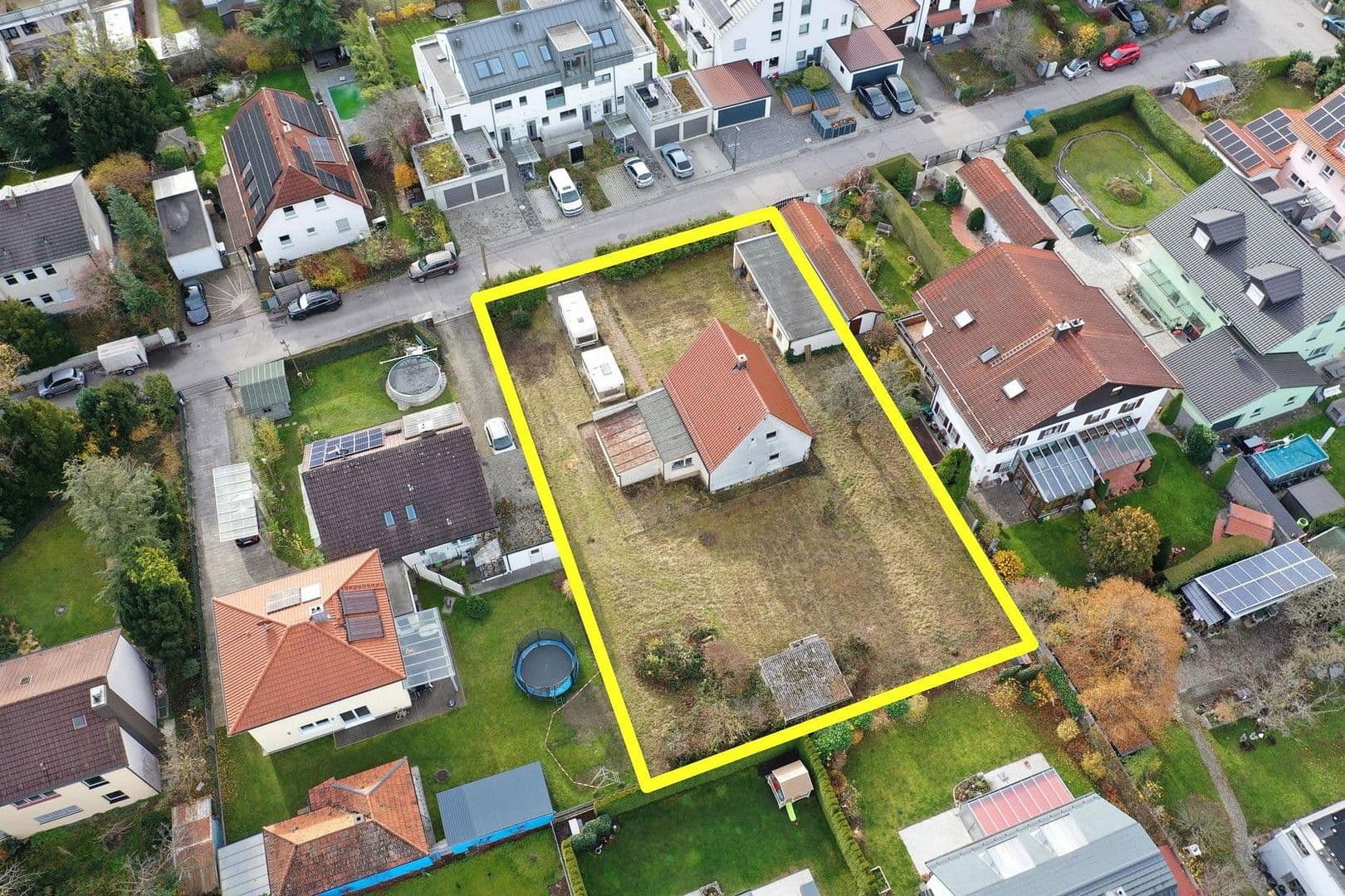 Prodej pozemku 1.206 m², Germering, Bavorsko Prodej pozemku 1.206 m², Germering, Bavorsko