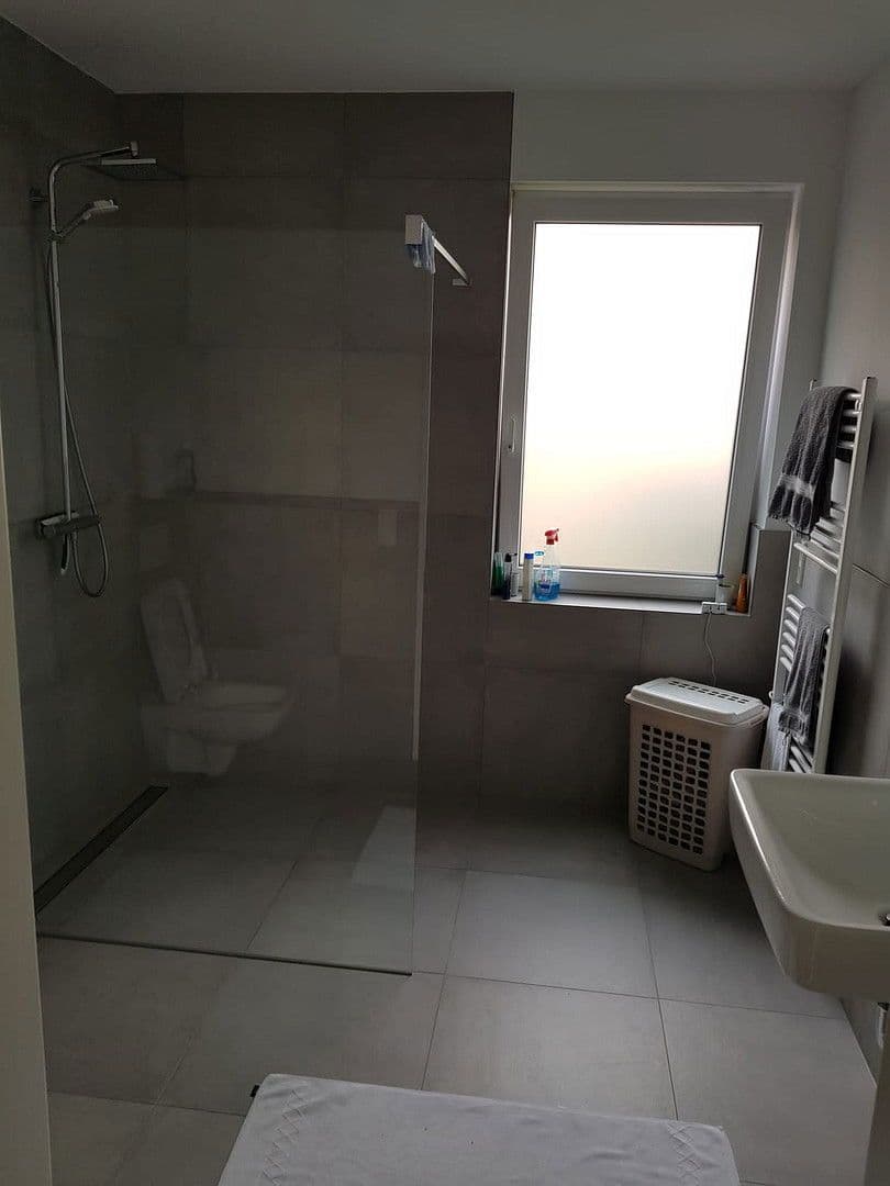 Pronájem bytu 2+kk 79 m², Panderstr. 21, Duisburg, Severní Porýní-Vestfálsko Pronájem bytu 2+kk 79 m², Panderstr. 21, Duisburg, Severní Porýní-Vestfálsko