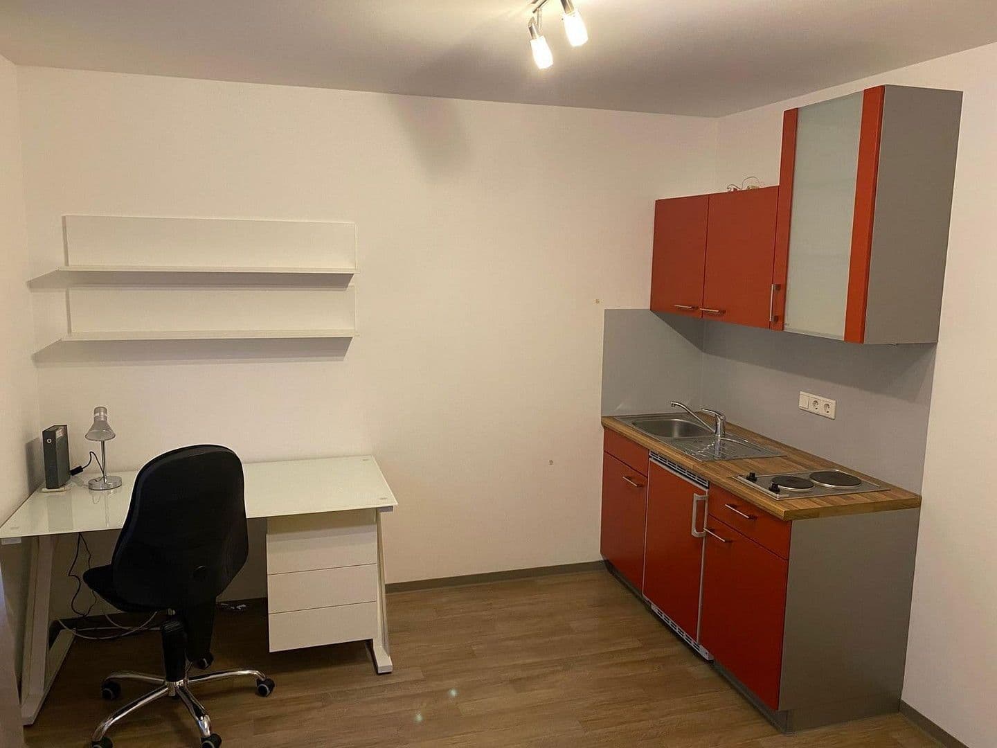 Pronájem bytu 1+1 21 m², Essenweinstraße 8, Nürnberg, Bavorsko Pronájem bytu 1+1 21 m², Essenweinstraße 8, Nürnberg, Bavorsko