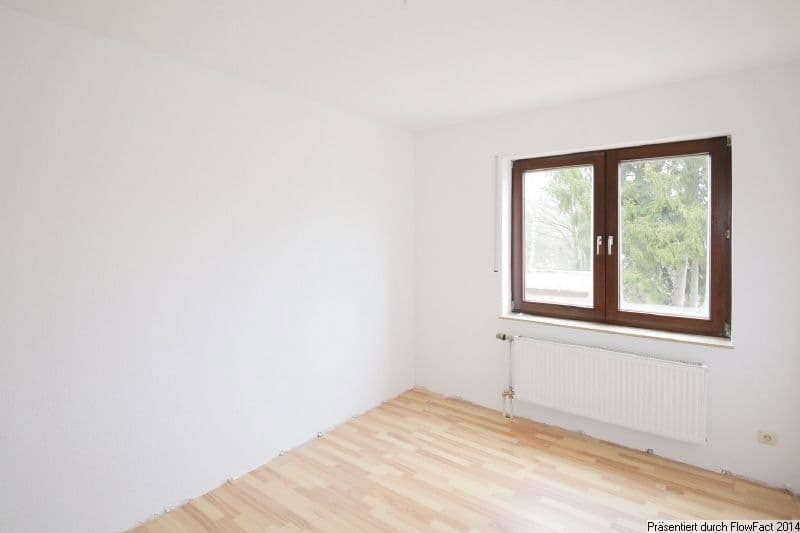 Pronájem bytu 3+1 89 m², Liebenzellerstr. 35, Schömberg, Bádensko-Württembersko Pronájem bytu 3+1 89 m², Liebenzellerstr. 35, Schömberg, Bádensko-Württembersko