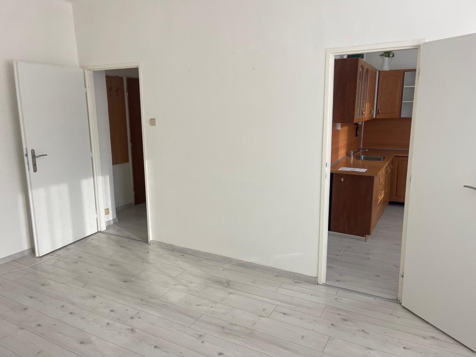 Prodej bytu 1+1 38 m², Kosmonautů, Karviná, Moravskoslezský kraj Prodej bytu 1+1 38 m², Kosmonautů, Karviná, Moravskoslezský kraj