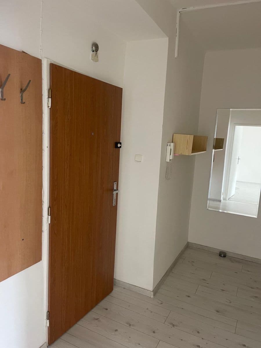 Prodej bytu 1+1 38 m², Kosmonautů, Karviná, Moravskoslezský kraj Prodej bytu 1+1 38 m², Kosmonautů, Karviná, Moravskoslezský kraj