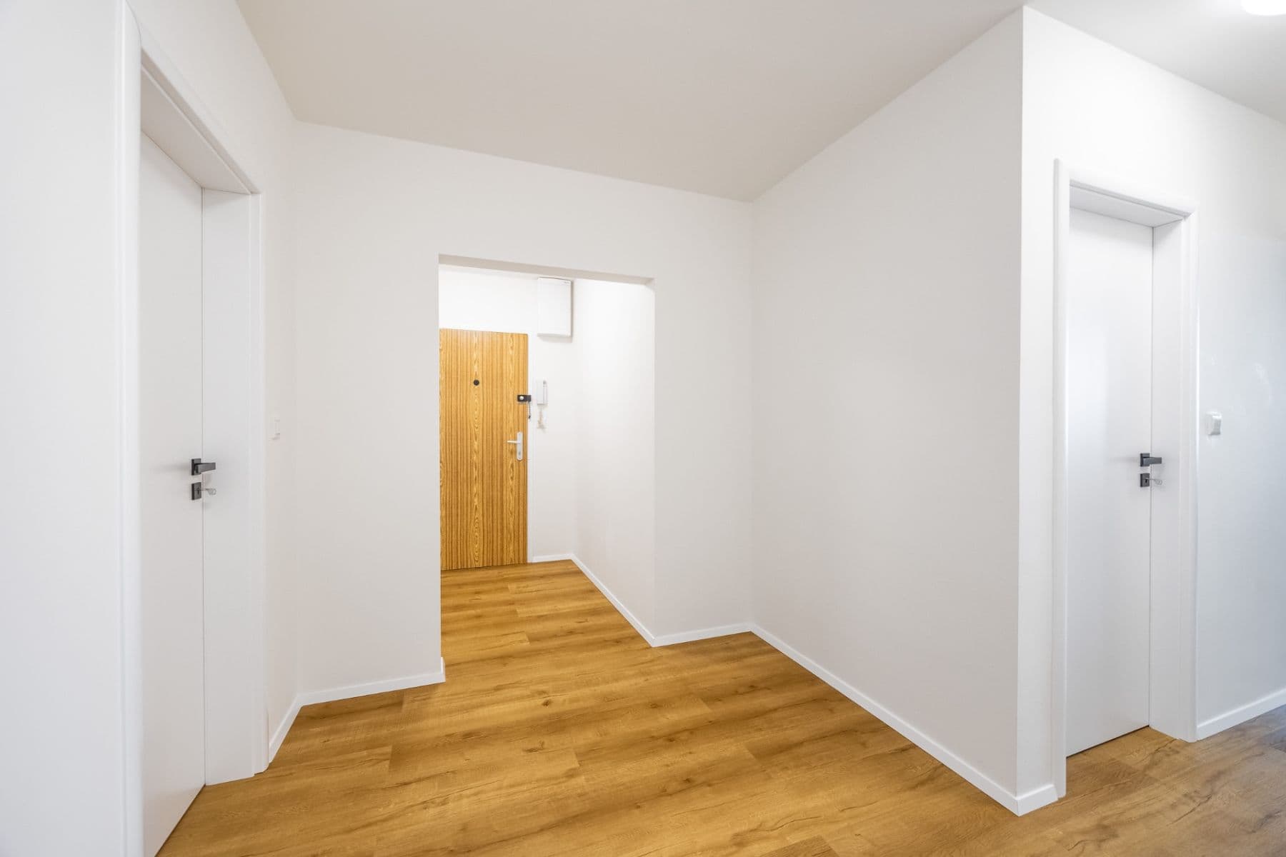 Prodej bytu 4+kk 82 m², Šalounova, Praha, Praha Prodej bytu 4+kk 82 m², Šalounova, Praha, Praha