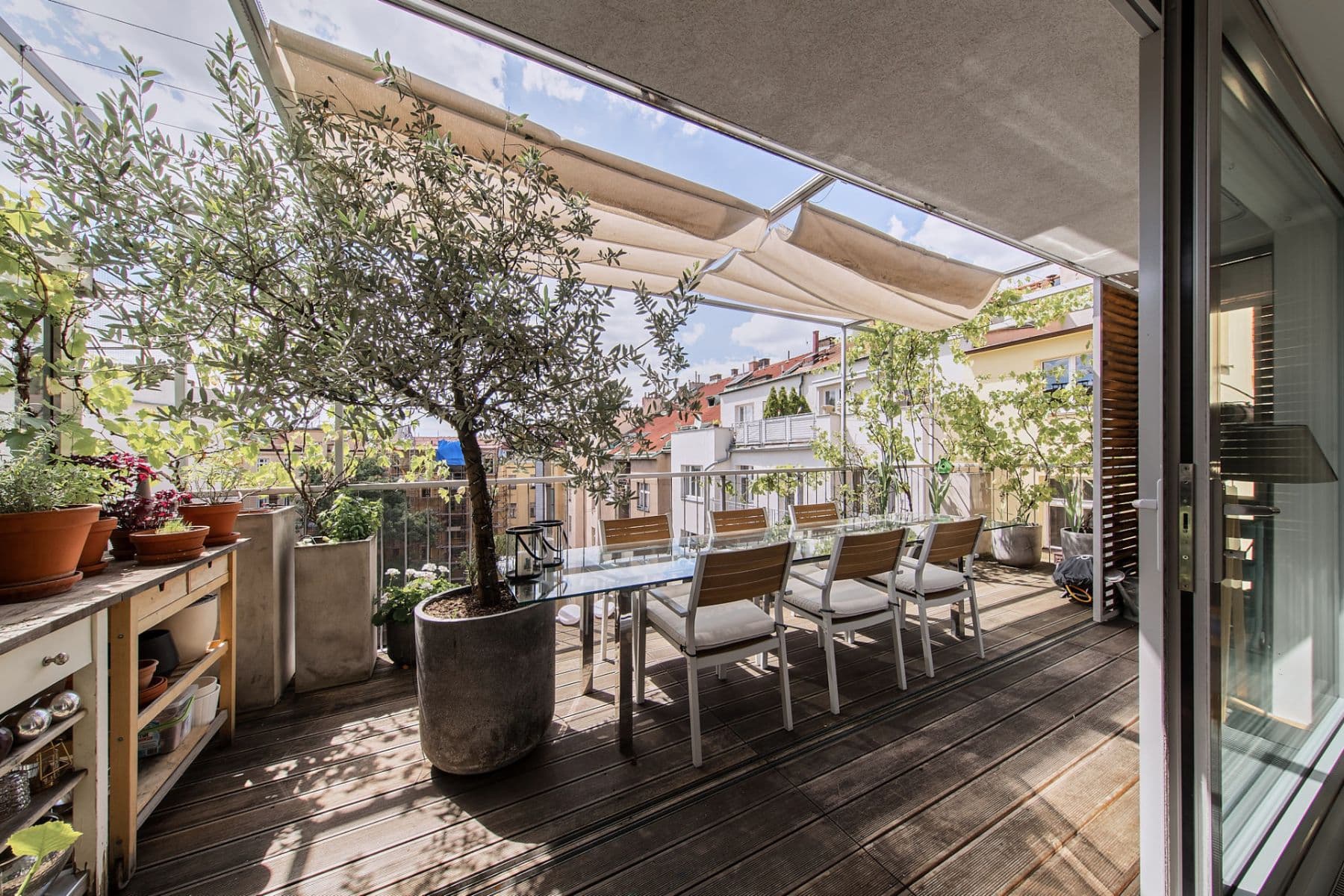 Pronájem bytu 4+kk 454 m², Laubova, Praha, Praha Pronájem bytu 4+kk 454 m², Laubova, Praha, Praha