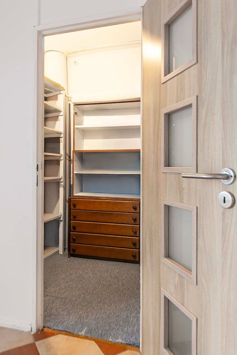 Prodej bytu 2+1 58 m², Matoušova, Liberec, Liberecký kraj Prodej bytu 2+1 58 m², Matoušova, Liberec, Liberecký kraj