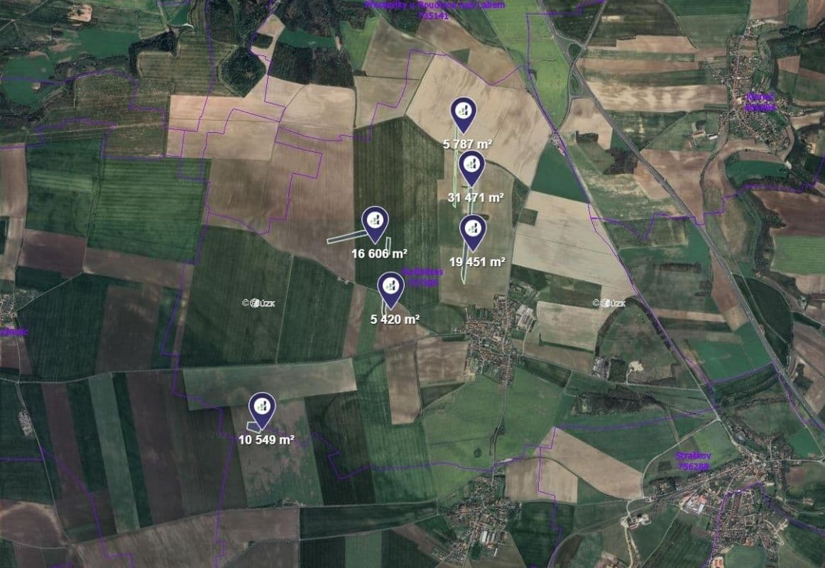 Prodej pozemku 89.284 m², Račiněves, Ústecký kraj Prodej pozemku 89.284 m², Račiněves, Ústecký kraj