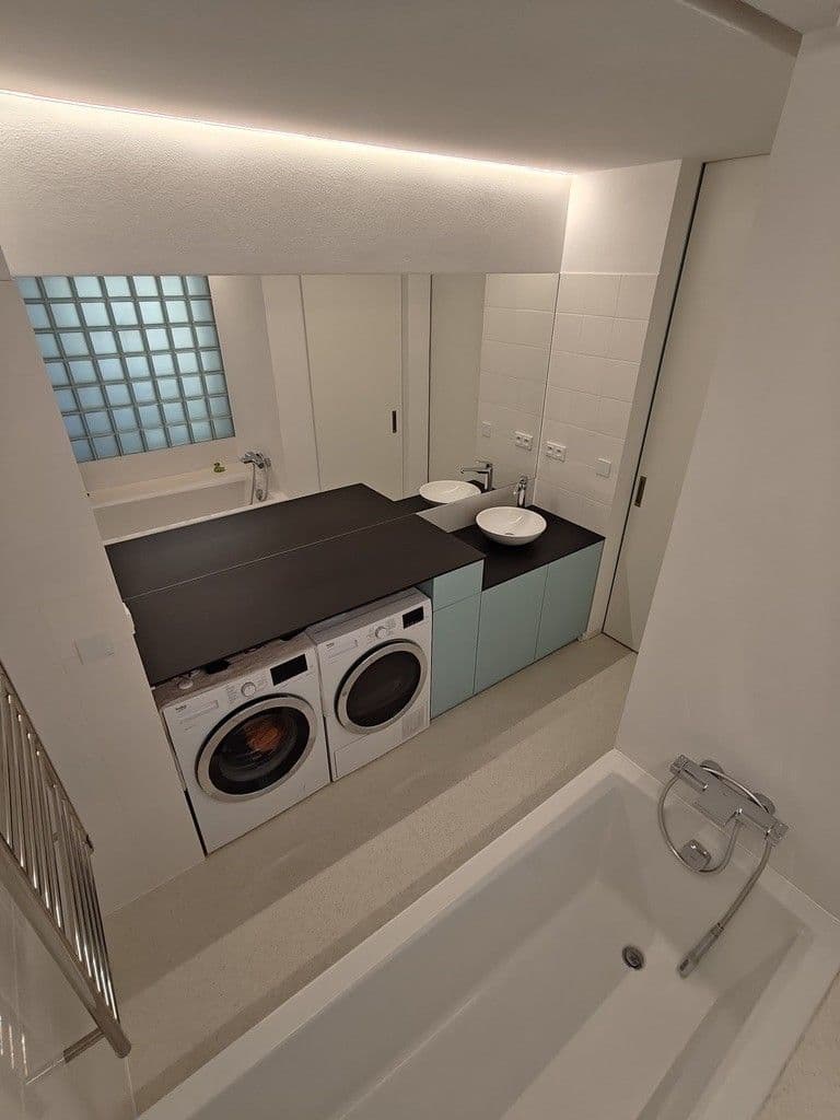 Pronájem bytu 3+kk 73 m², Jakutská, Praha, Praha Pronájem bytu 3+kk 73 m², Jakutská, Praha, Praha