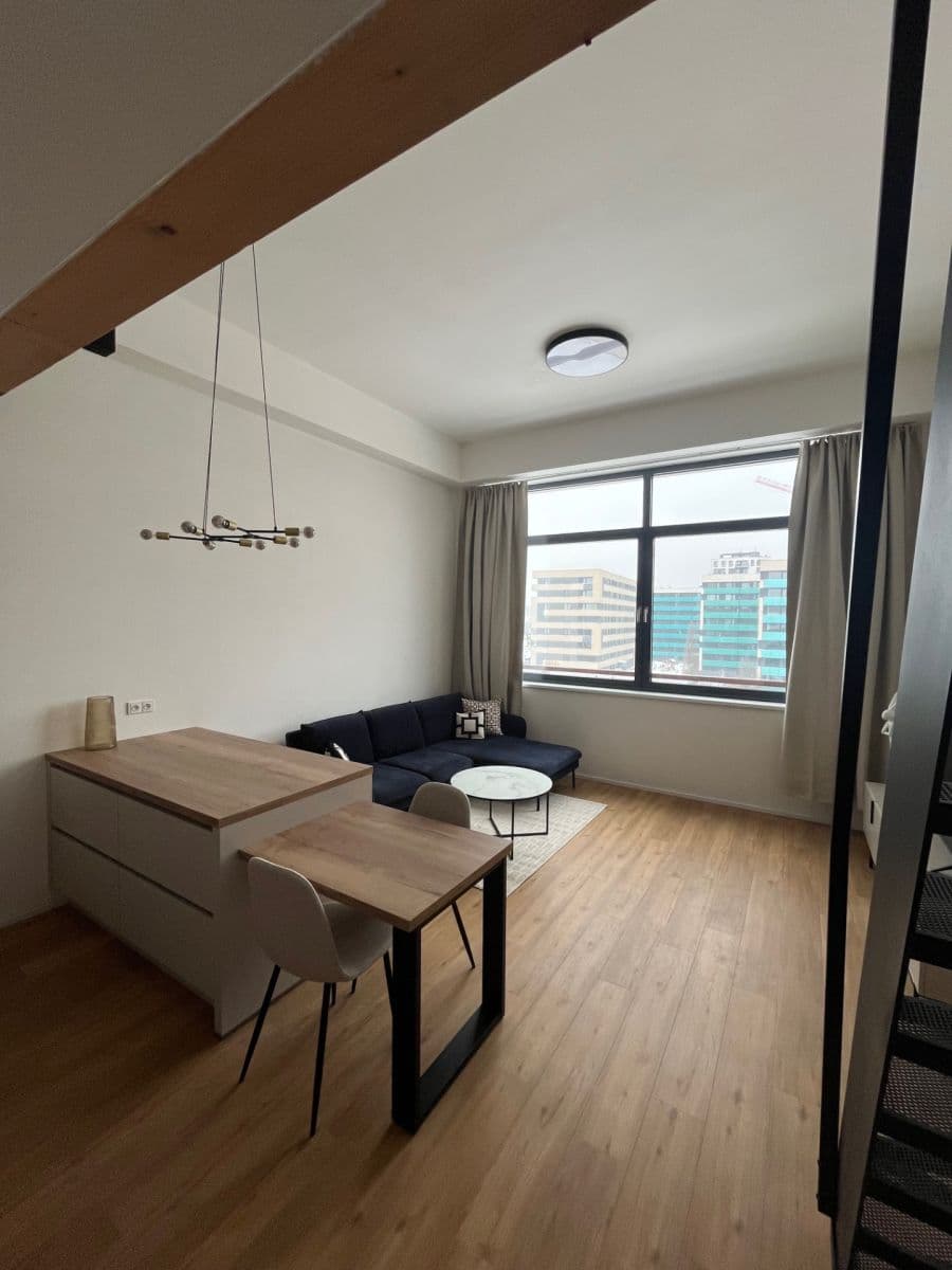 Pronájem bytu 1+kk 38 m², Malešická, Praha, Praha Pronájem bytu 1+kk 38 m², Malešická, Praha, Praha
