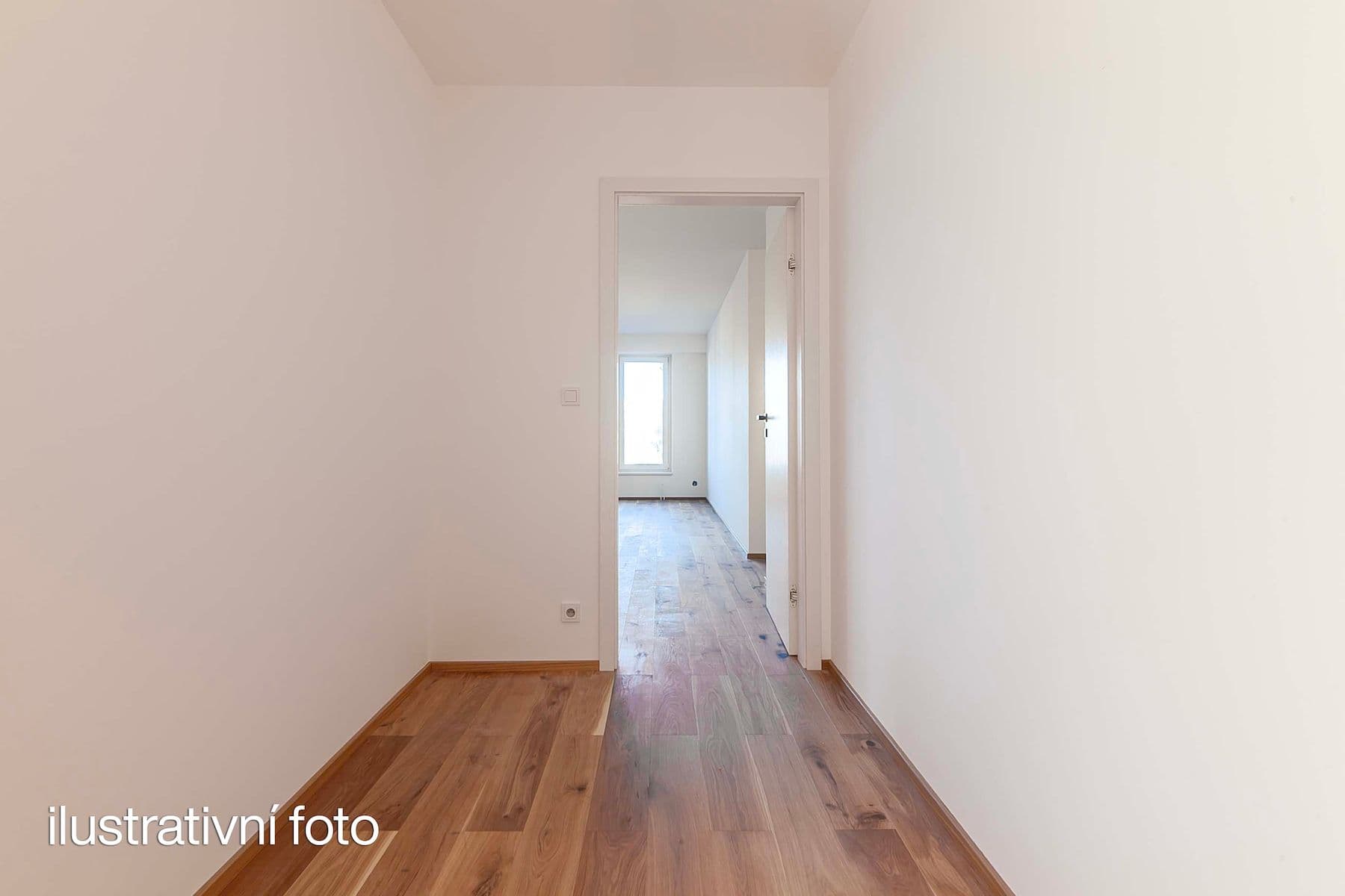 Prodej bytu 41 m², U Hotelu, Praha, Praha Prodej bytu 41 m², U Hotelu, Praha, Praha