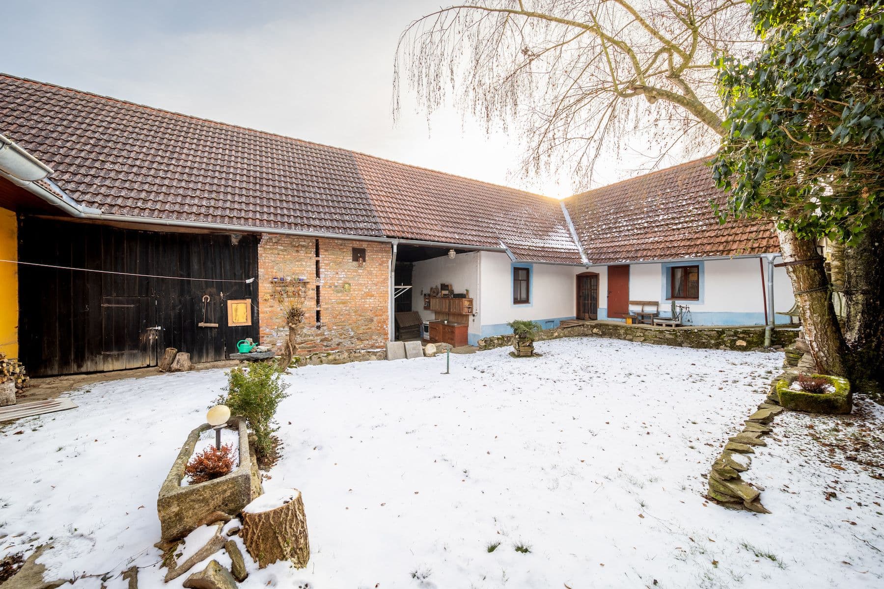 Prodej chaty, chalupy 80 m², pozemek 731 m², Týn nad Vltavou, Jihočeský kraj Prodej chaty, chalupy 80 m², pozemek 731 m², Týn nad Vltavou, Jihočeský kraj