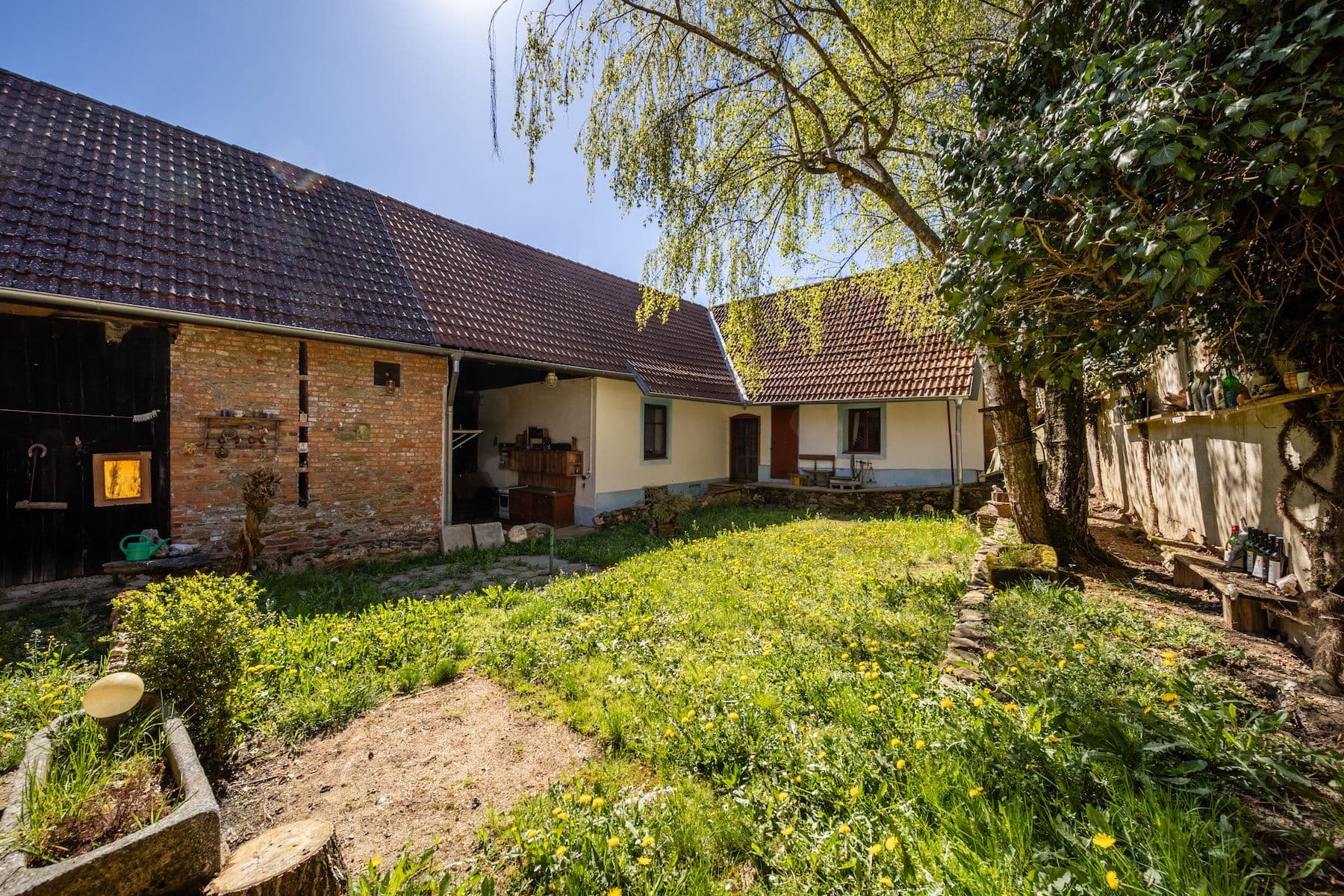 Prodej chaty, chalupy 80 m², pozemek 731 m², Týn nad Vltavou, Jihočeský kraj Prodej chaty, chalupy 80 m², pozemek 731 m², Týn nad Vltavou, Jihočeský kraj