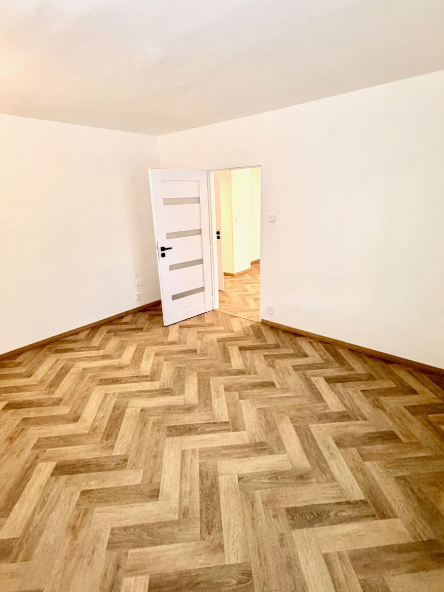 Pronájem bytu 3+1 56 m², Podkrušnohorská, Litvínov, Ústecký kraj Pronájem bytu 3+1 56 m², Podkrušnohorská, Litvínov, Ústecký kraj
