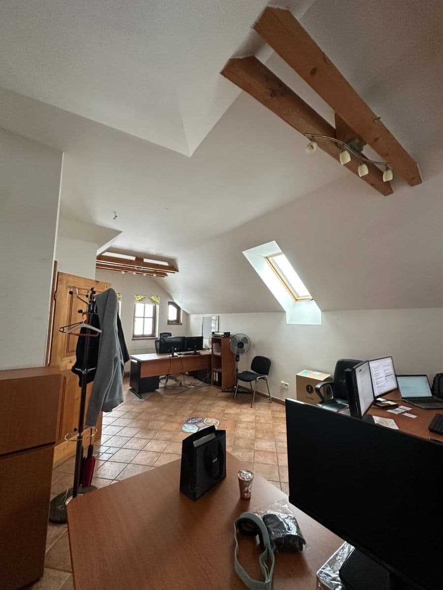 Pronájem domu 160 m², pozemek 43 m², K Horkám, Praha, Praha Pronájem domu 160 m², pozemek 43 m², K Horkám, Praha, Praha