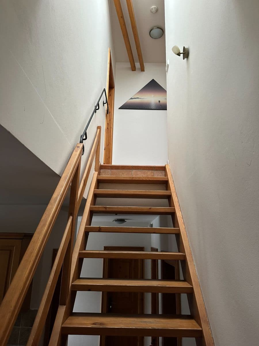 Pronájem domu 160 m², pozemek 43 m², K Horkám, Praha, Praha Pronájem domu 160 m², pozemek 43 m², K Horkám, Praha, Praha