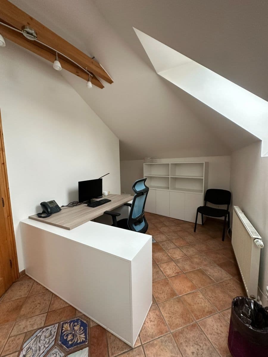 Pronájem domu 160 m², pozemek 43 m², K Horkám, Praha, Praha Pronájem domu 160 m², pozemek 43 m², K Horkám, Praha, Praha