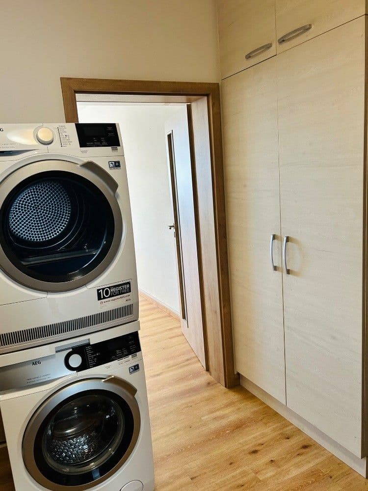 Pronájem bytu 3+kk 81 m², České Vrbné, České Budějovice, Jihočeský kraj Pronájem bytu 3+kk 81 m², České Vrbné, České Budějovice, Jihočeský kraj