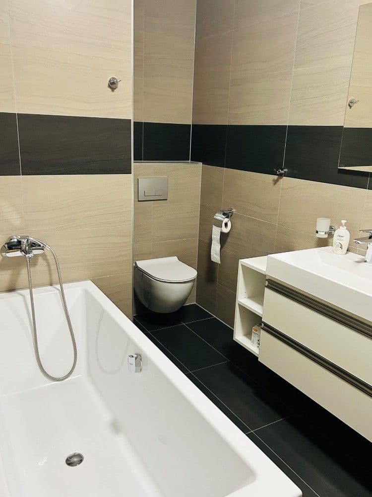 Pronájem bytu 3+kk 81 m², České Vrbné, České Budějovice, Jihočeský kraj Pronájem bytu 3+kk 81 m², České Vrbné, České Budějovice, Jihočeský kraj